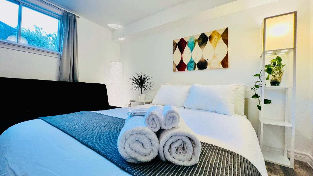 Toronto Bed & Breakfast - Free Parking Exterior foto