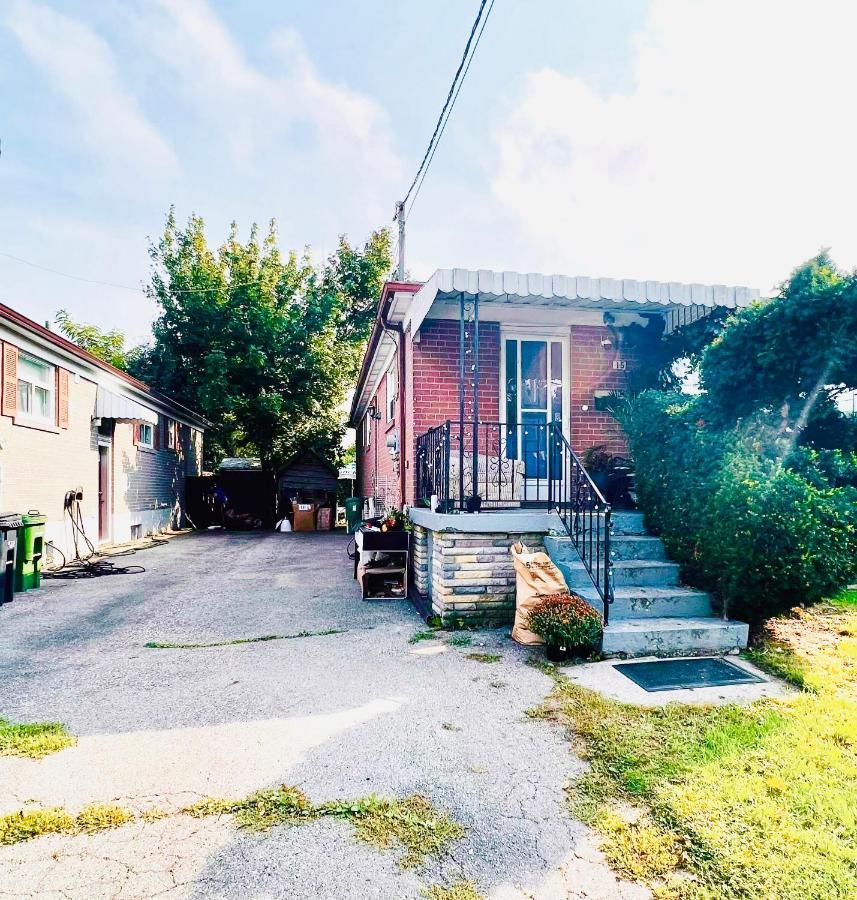 Toronto Bed & Breakfast - Free Parking Exterior foto