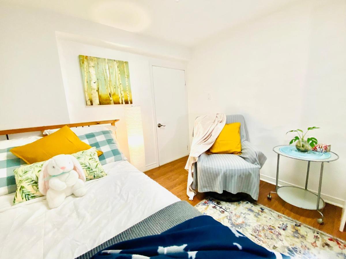 Toronto Bed & Breakfast - Free Parking Exterior foto