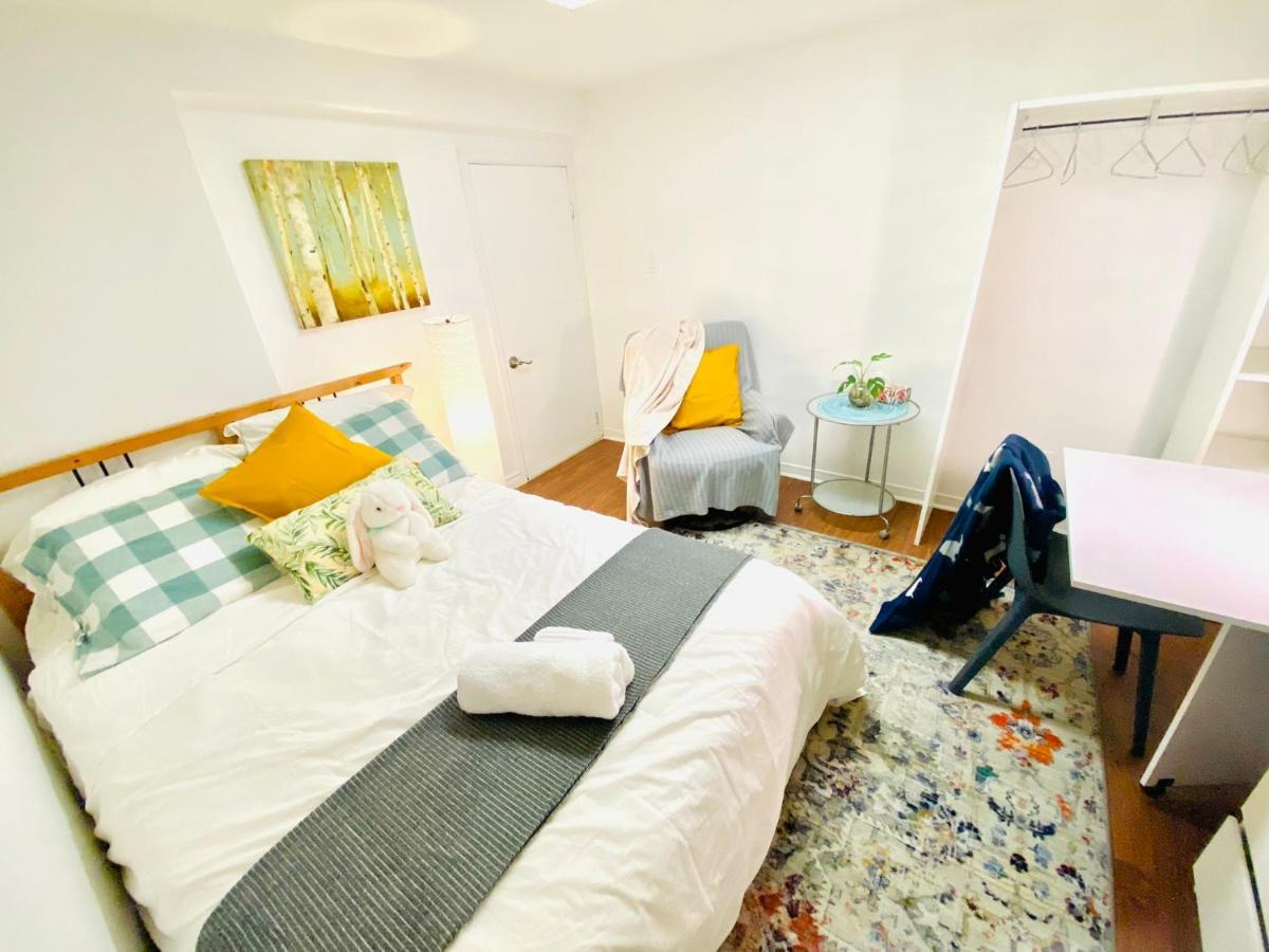 Toronto Bed & Breakfast - Free Parking Exterior foto
